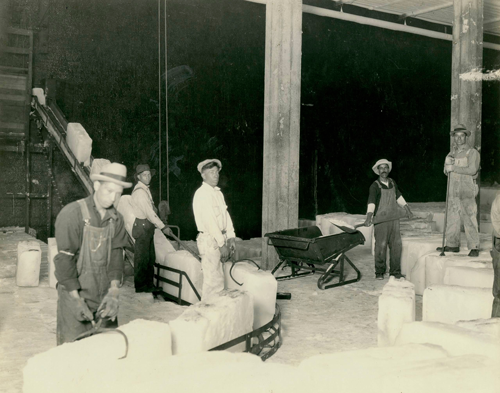 Pacific Fruit Express ice manufacturing plant